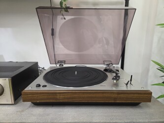 AP-003 Platenspeler AP003