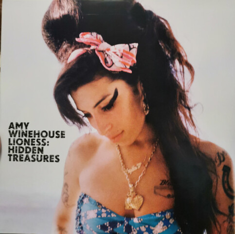 Lioness: Hidden Treasures 279 060 3