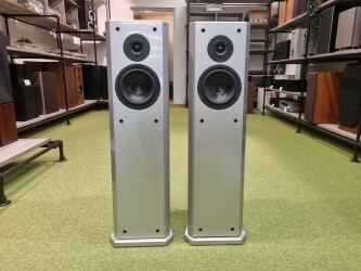 D110 Zuilspeakers 996641/996645
