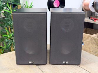 BS203.2 Speakers 31301E011857