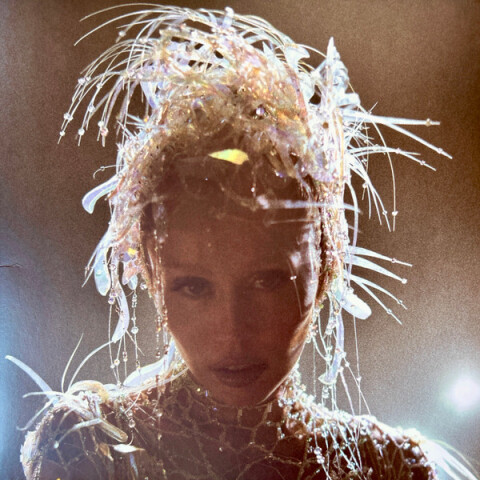 Miley Cyrus – Something Beautiful 198029240511