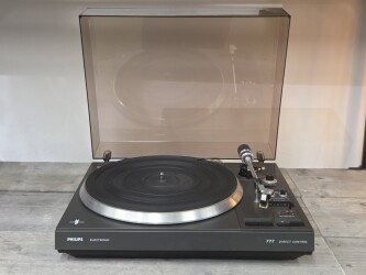 AF 777 Direct Control Platenspeler 777