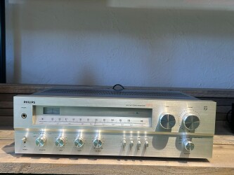 Philips AM/FM Stereo Receiver 682 839124585