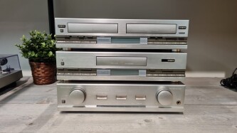 HiFi Set - Double Cassettedeck T-J7 - CD Tuner FD-J7 - Amplifier A-J7 KK8403815/KD5403280/KD9400734