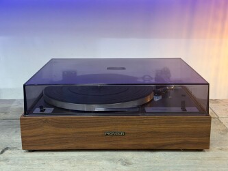 PL-10 Stereo Turntable UG2