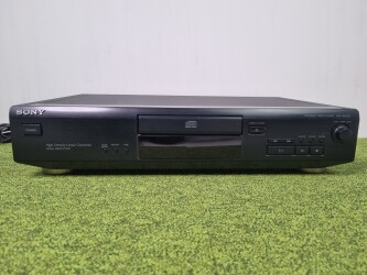 CDP-XE200 Compact Disc Player 5016063