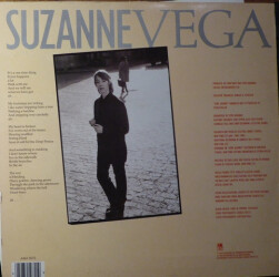 Suzanne Vega AMA 5072 2