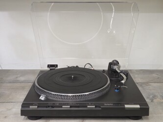 SL-D3 Platenspeler met nieuwe kap SFNND30X01